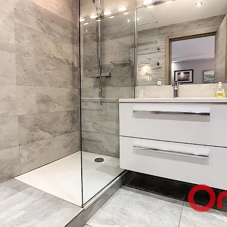 Apartment De Standing Trois Chambres, Centre