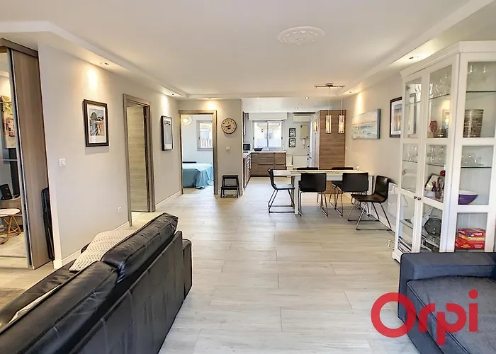 De Standing Trois Chambres, Centre Sainte-Maxime