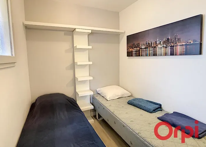 De Standing Trois Chambres, Centre Apartment