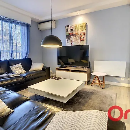 Apartment De Standing Trois Chambres, Centre *