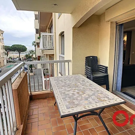 Apartment De Standing Trois Chambres, Centre