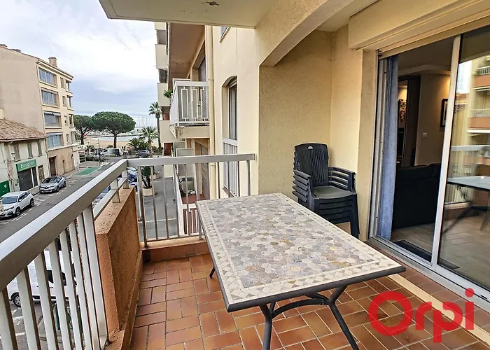 Apartment De Standing Trois Chambres, Centre